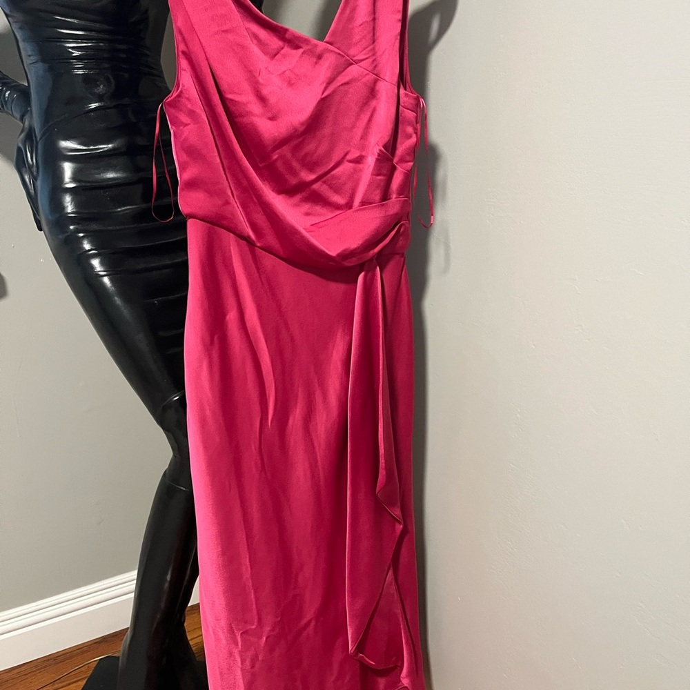 Elegant Pink Sleeveless Dress